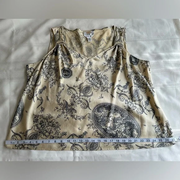 Talbots Cream and Black Patterned Blouse - Picture 9 of 14